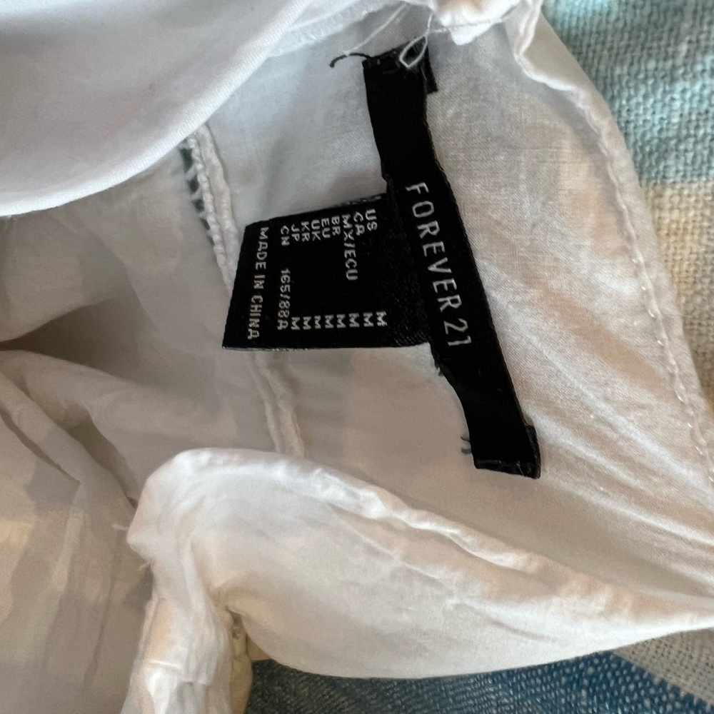Forever 21 white handkerchief dress size medium - Picture 3 of 3
